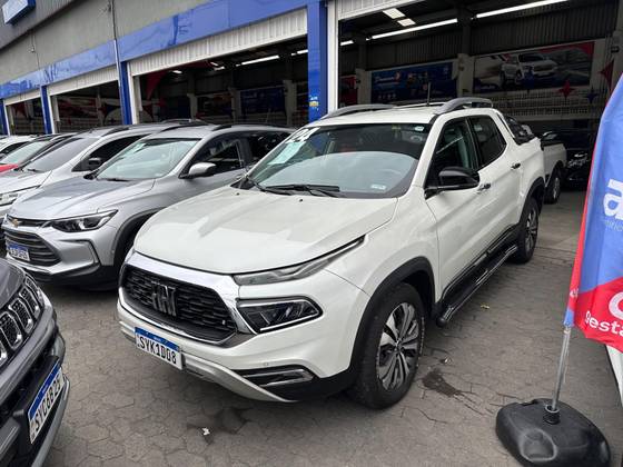 FIAT TORO 2.0 16V TURBO DIESEL VOLCANO 4WD AT9 FIAT TORO 2.0 16V TURBO DIESEL VOLCANO 4WD AT9